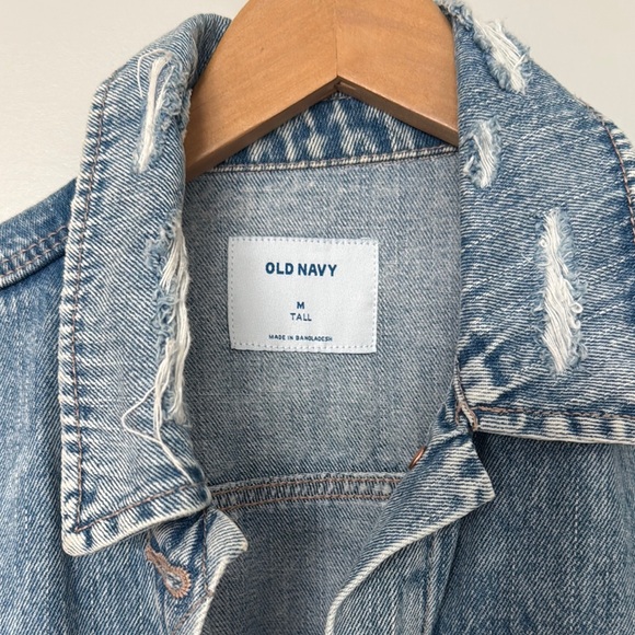 Old Navy Women’s Jean Jacket Medium Tall - Picture 2 of 5